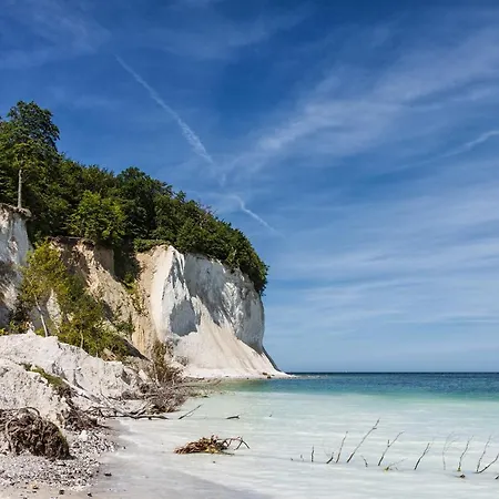 بيت للعطل Sanddorn Breege- Zwischen Bodden & بريجا
