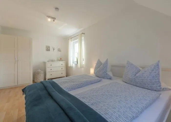 Sanddorn Breege- Zwischen Bodden & Casa de Férias Breege