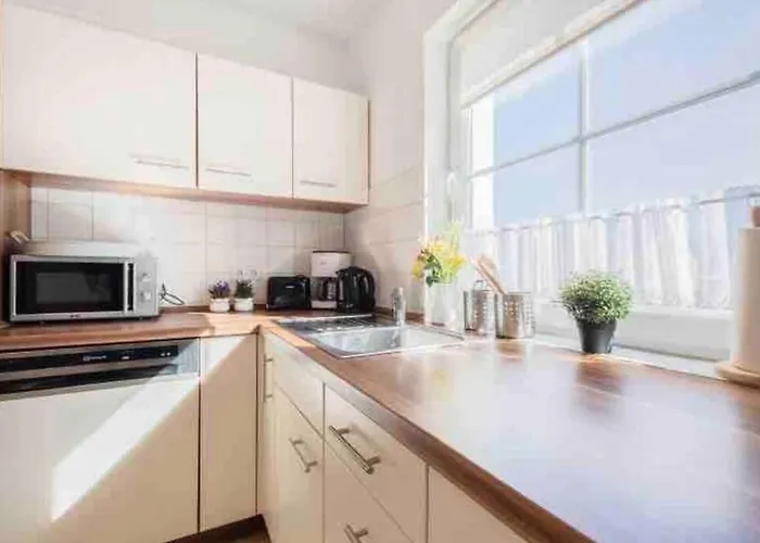 Sanddorn Breege- Zwischen Bodden & * Breege